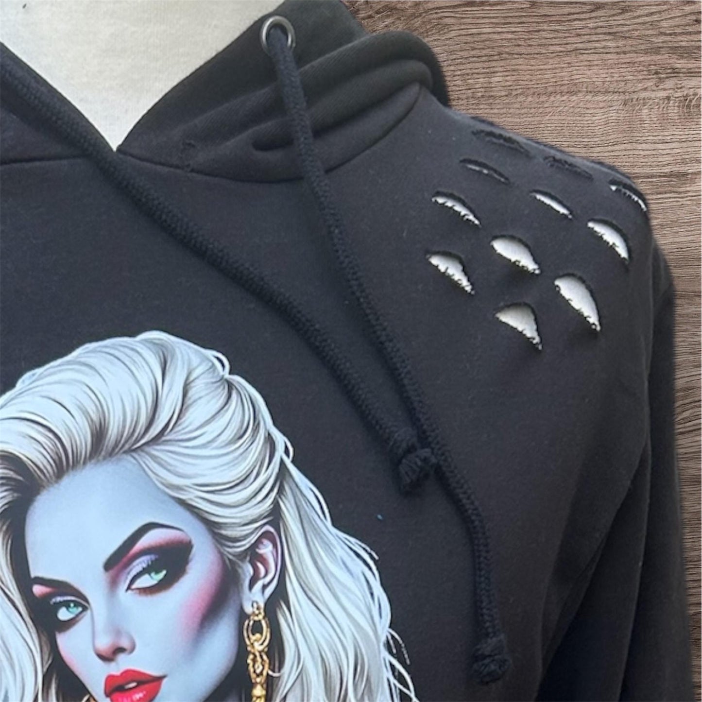 Zombie Mombie Hoodie – Distressed Grey Streetwear, Cocktail Chick, Alternative Clothing for Him or Her, Vintage Vibe,
